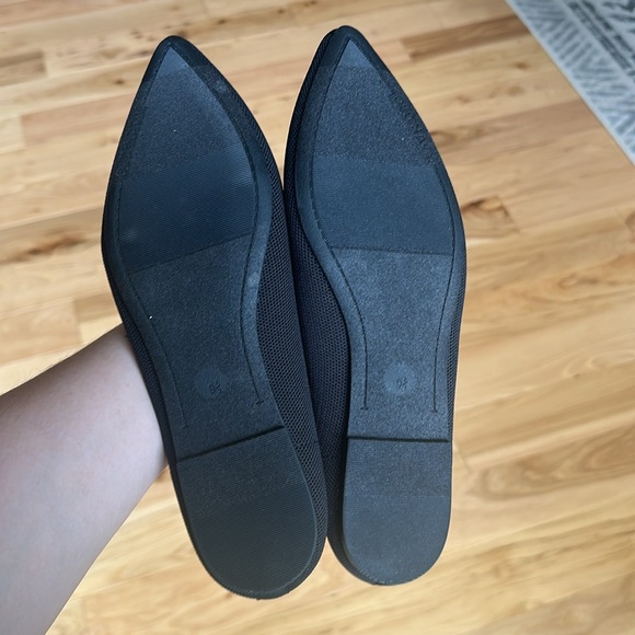 Old Navy | Pointed Toe Flats - Black - NWT - Picture 2 of 2